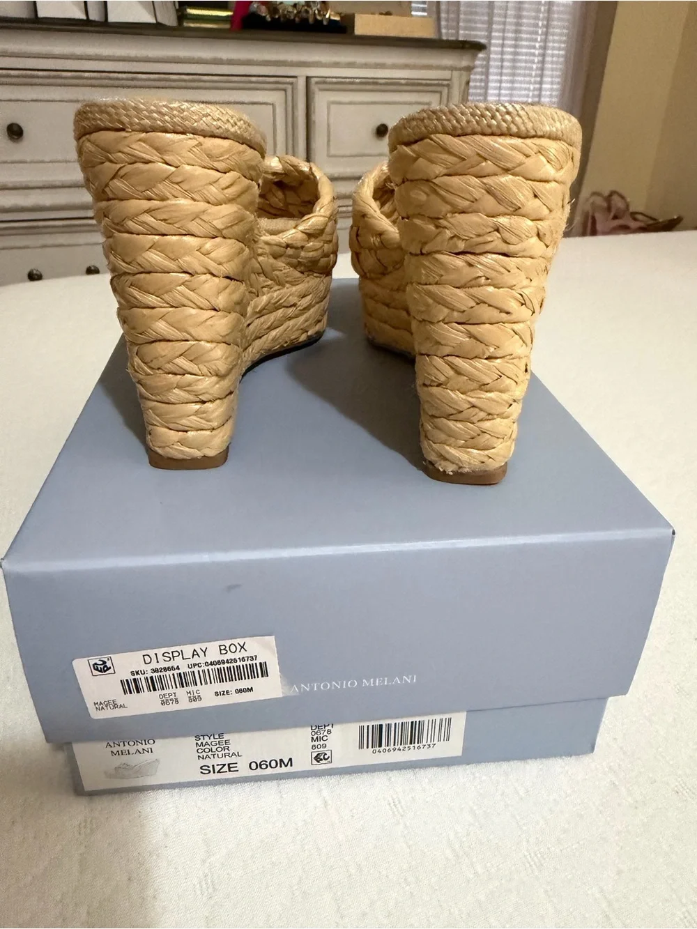 ANTONIO MELANI Like New Size 6 Natural Tan Braided Platform Slide Sandals
